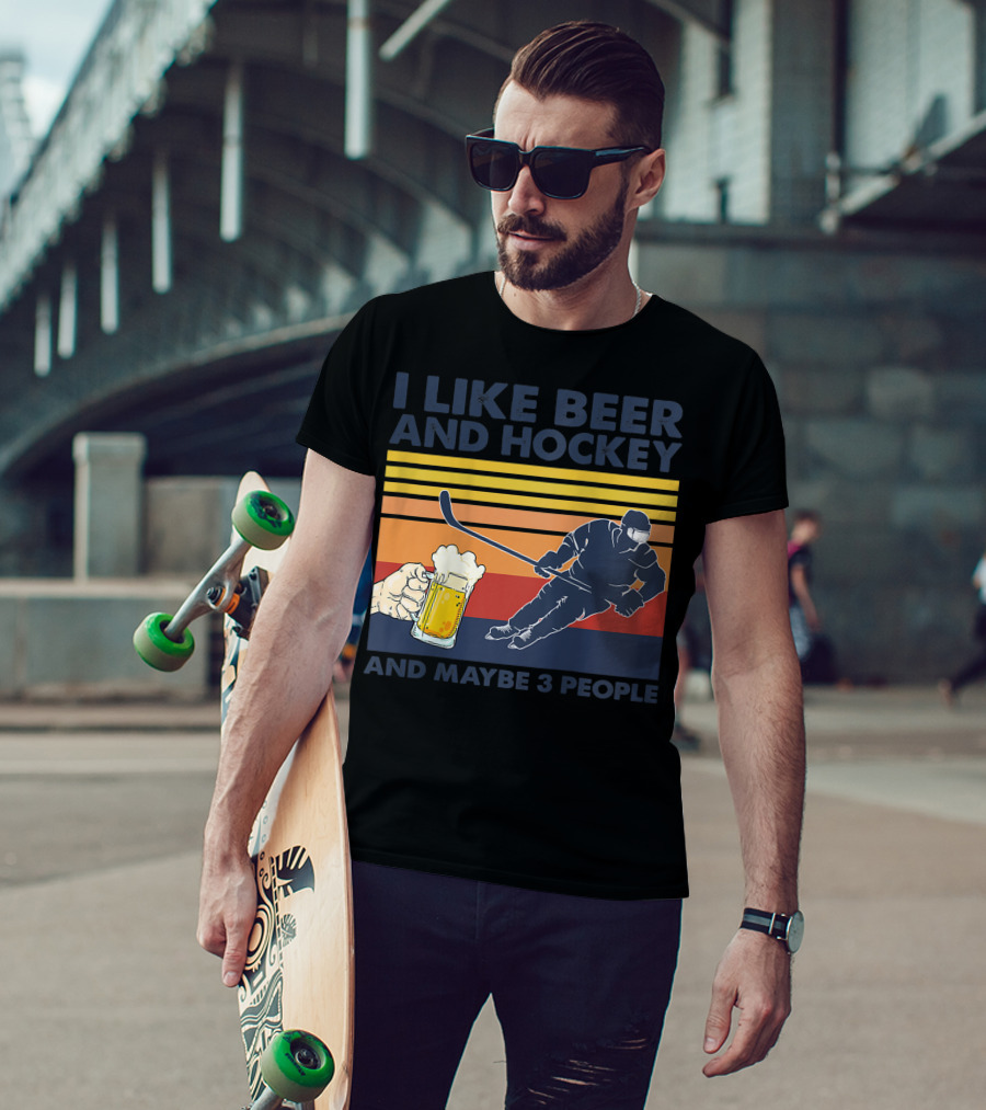I Like Beer And Hockey Maybe 3 People Retro Vintage Baseball Raglan T-Shirt