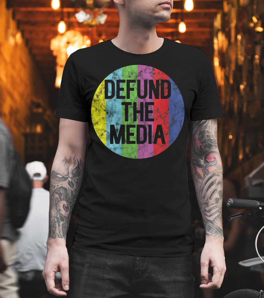 Women Retro Vintage 80s Defund The Media Political Protest Colorful Textured Circle T-Shirt
