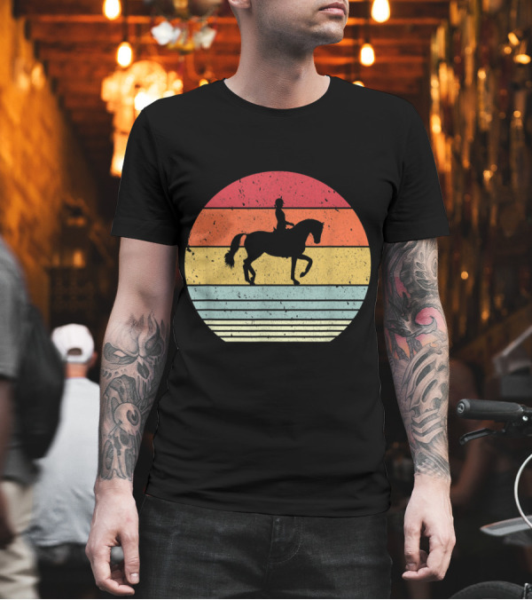Retro Sunset Horseback Riding T-Shirt Retro Sunset Horseback Riding T-Shirt