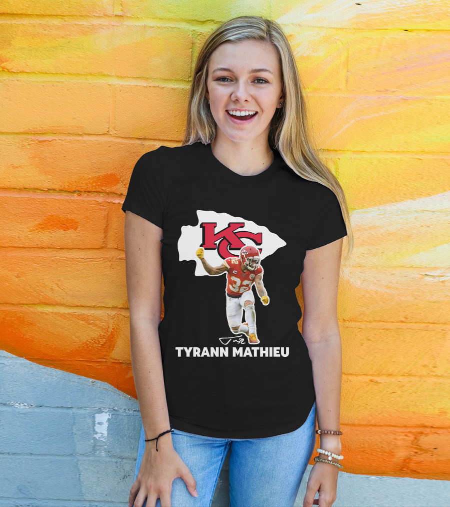 Tyrann Mathieu Kansas City Chiefs KC Football 32 Signature T-Shirt