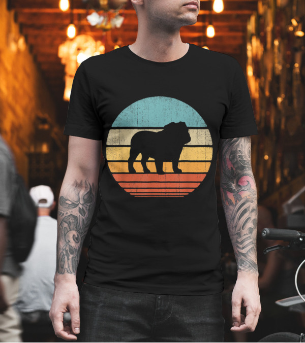 English Bulldog Retro 60s 70s Circle Vintage Stripes T-Shirt English Bulldog Retro 60s 70s Circle Vintage Stripes T-Shirt