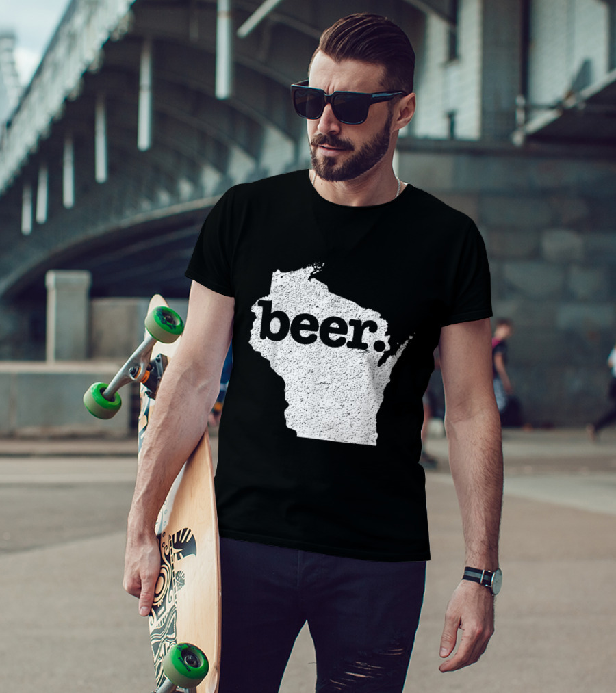 Wisconsin Beer State Love Distressed Map T-Shirt
