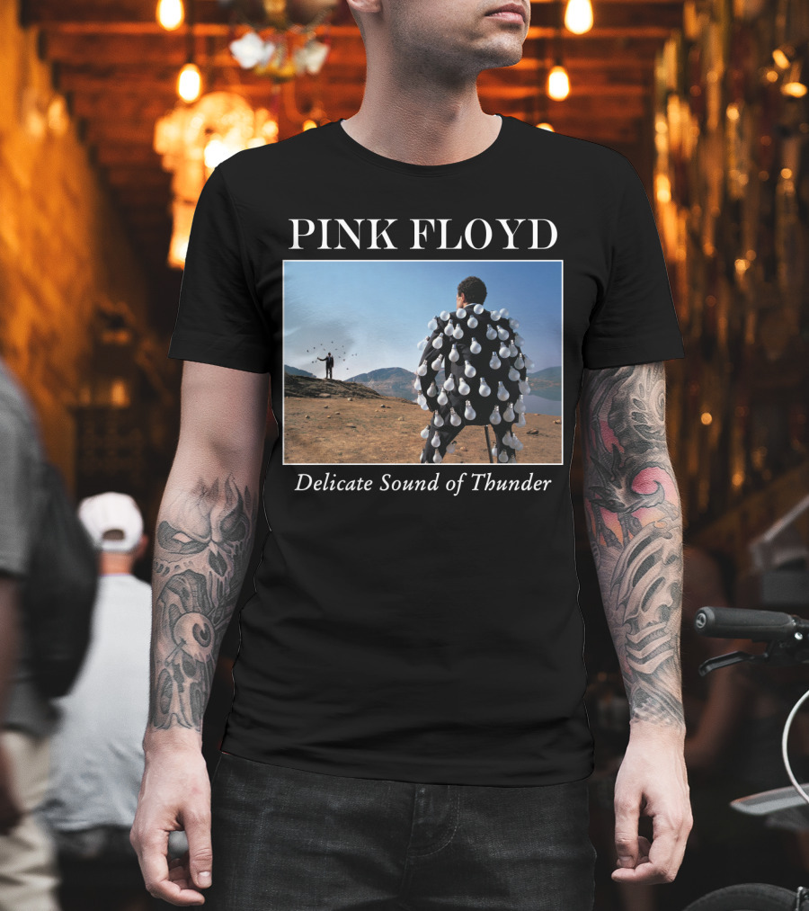 Pink Floyd Delicate Sound Of Thunder Lightbulb Suit Album Cover T-Shirt