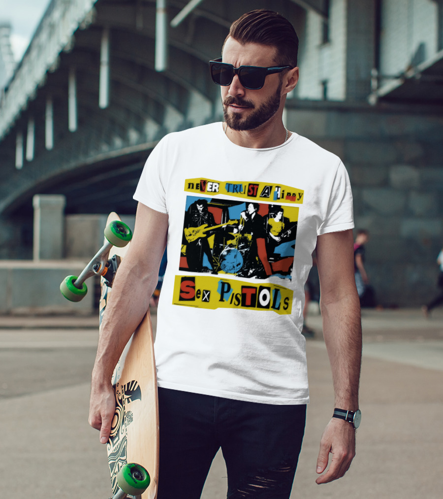 Never Trust A Hippy Sex Pistols T-Shirt
