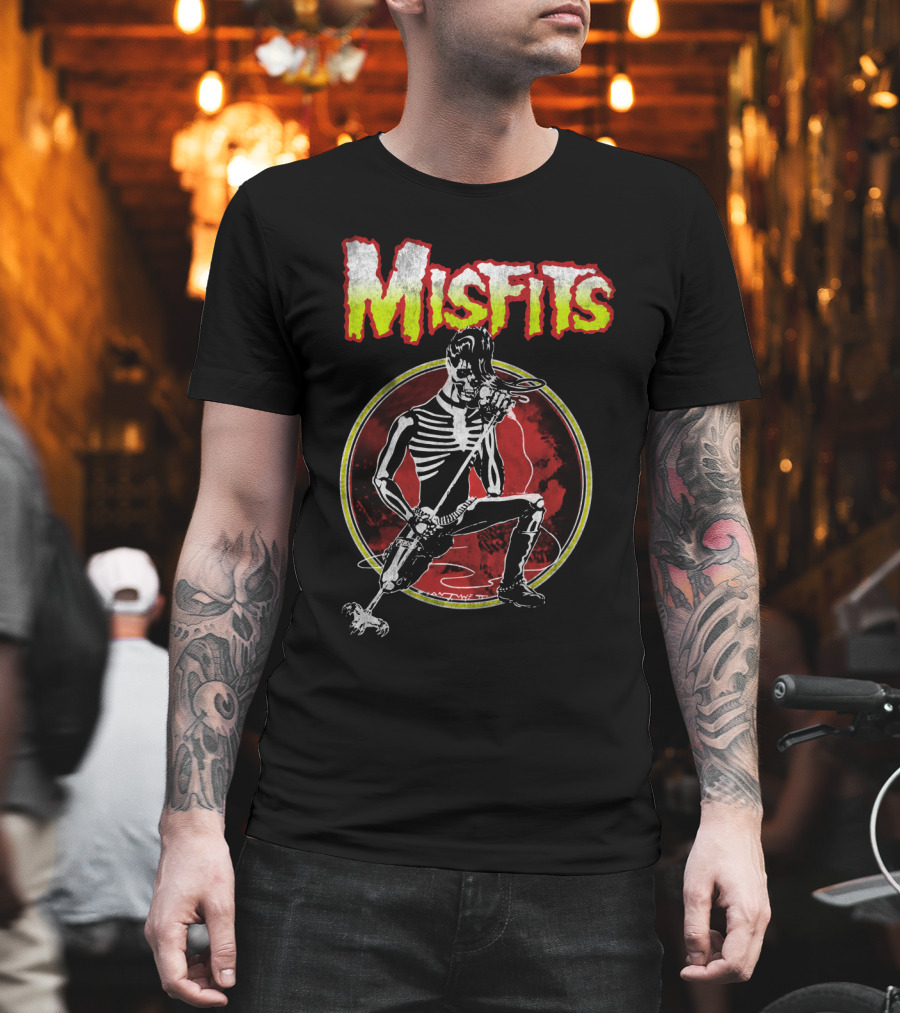 Misfits Skeleton Mic Rock Artwork T-Shirt