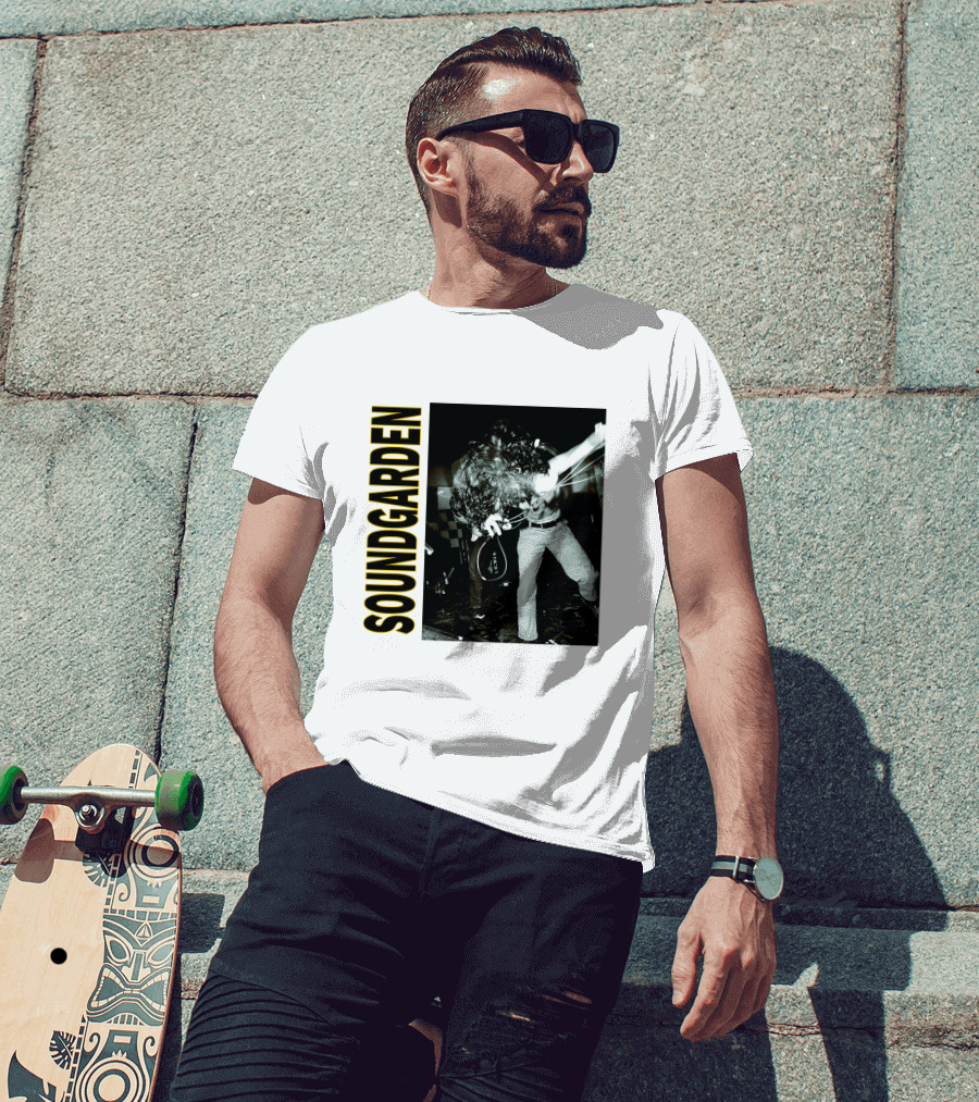 Soundgarden Live Performance Photo Vintage Style T-Shirt
