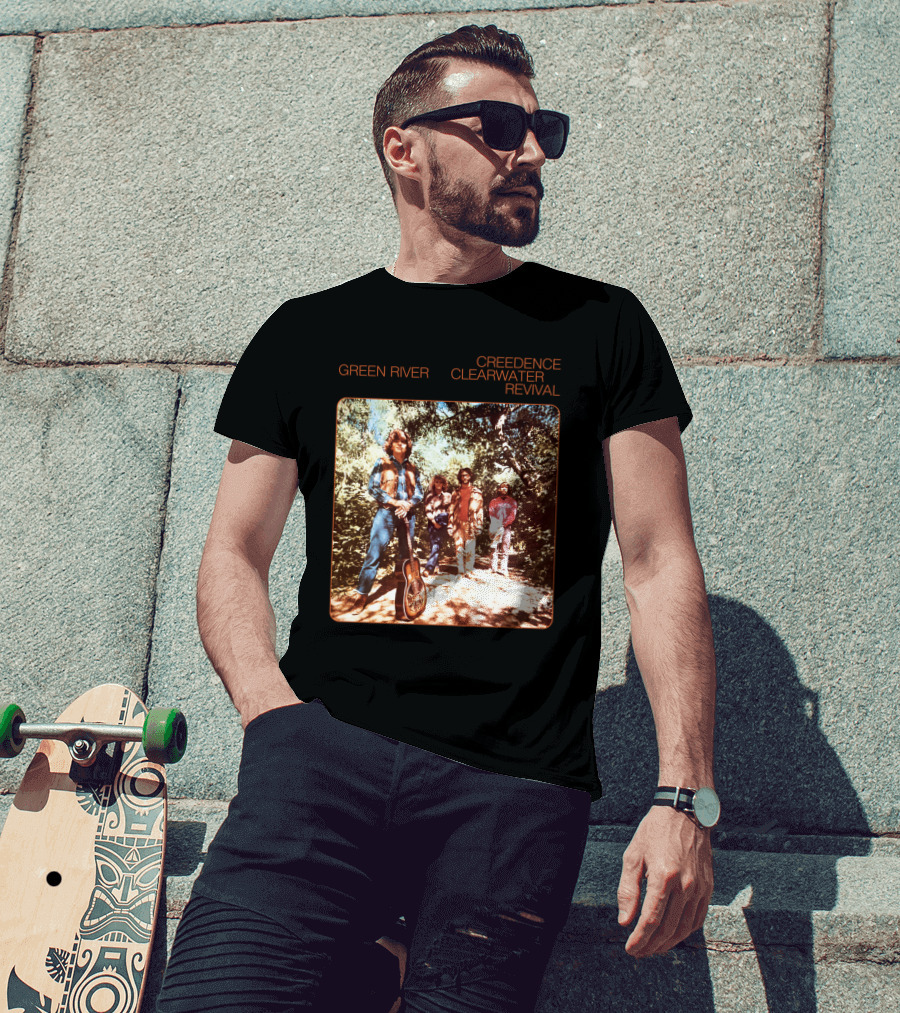 Creedence Clearwater Revival Green River Album Cover Group Photo T-Shirt