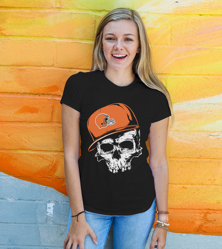 Cleveland Browns Skull With Helmet Cap T-Shirt