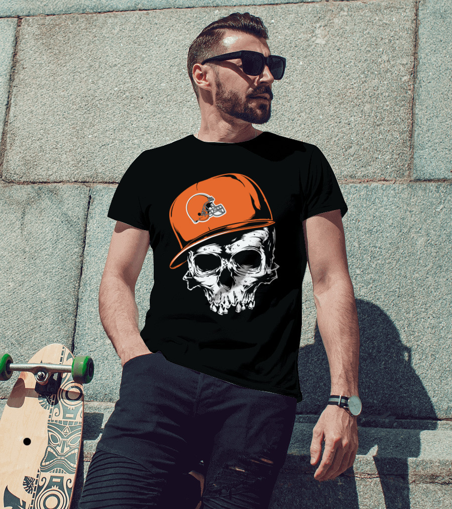 Cleveland Browns Skull With Helmet Cap T-Shirt