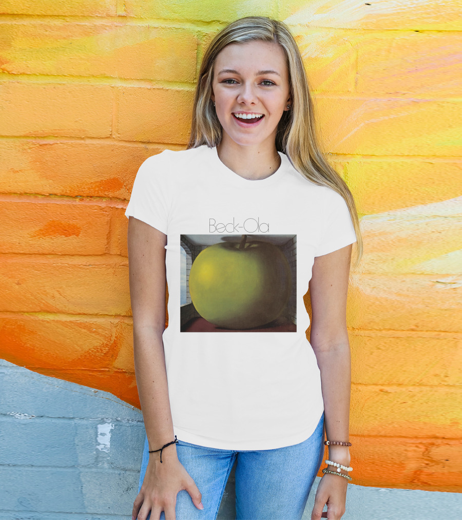 TJB 01 Beck Ola Album Cover Large Green Apple T-Shirt