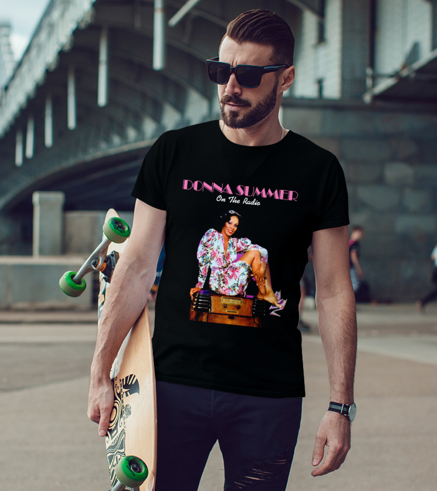 Donna Summer On The Radio 08 Retro Glam Pose T-Shirt