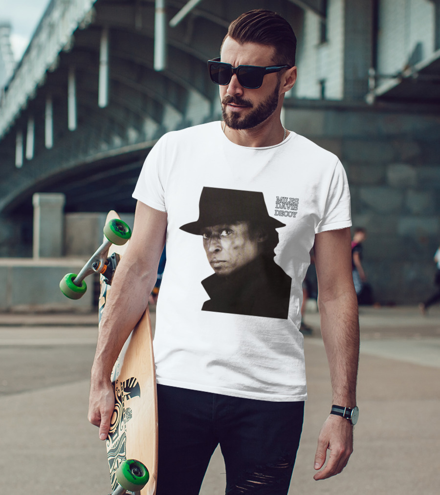 Miles Davis Decoy Portrait Mdv-Ms T-Shirt