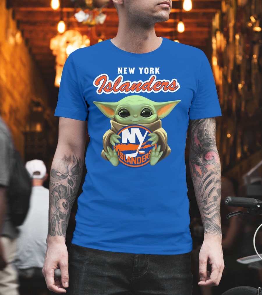New York Islanders Baby Yoda Holding NY Islanders T-Shirt