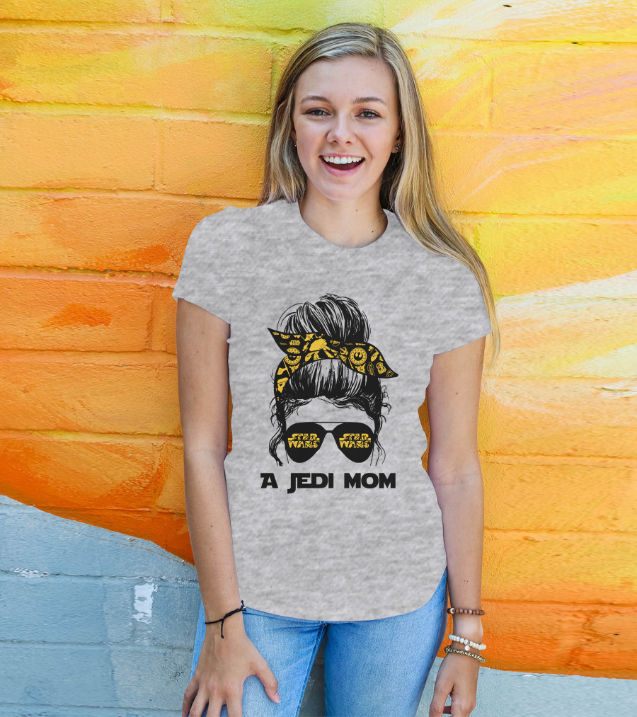 A Jedi Mom Star Wars T-Shirt