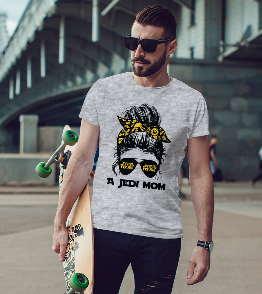 A Jedi Mom Star Wars T-Shirt