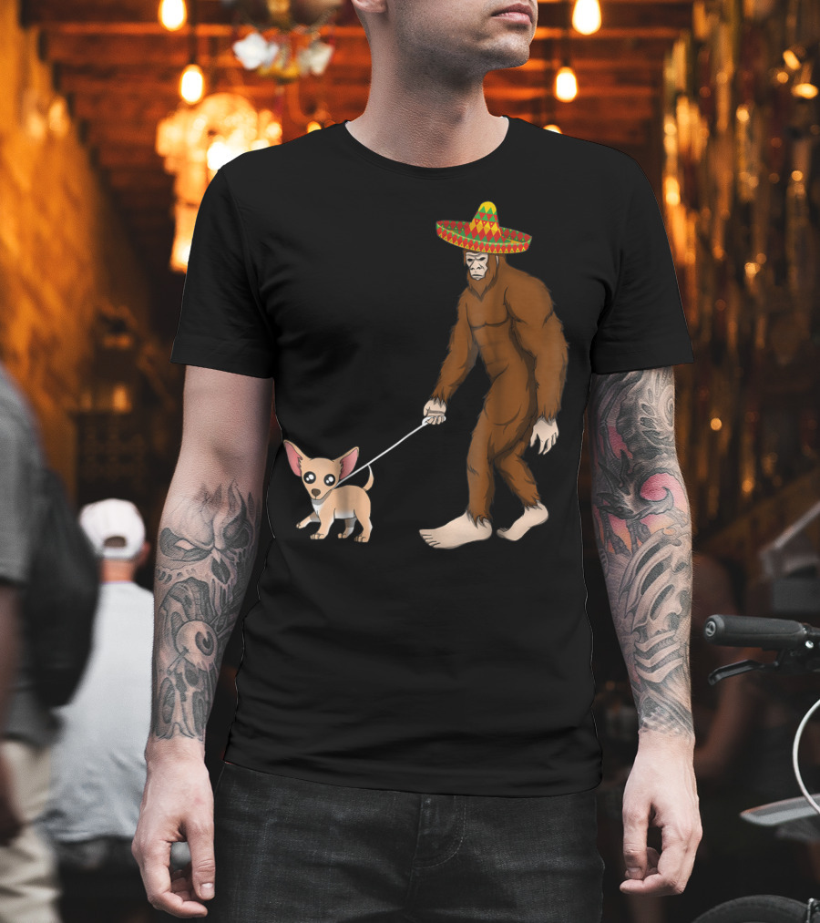 Bigfoot Sombrero Walking Chihuahua Cinco De Mayo T-Shirt