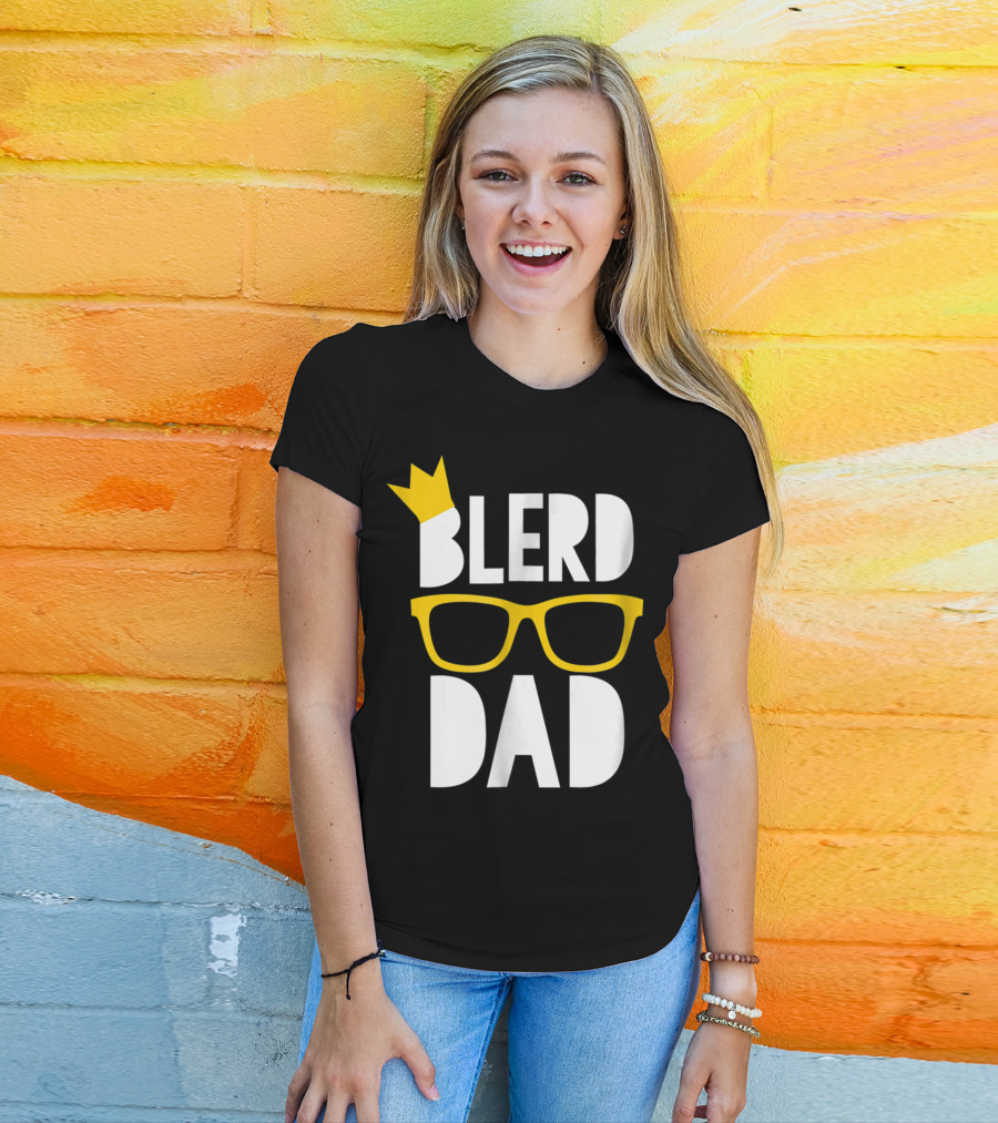 Blerd Dad Yellow Geeky Glasses Crown Black Nerd Dad T-Shirt