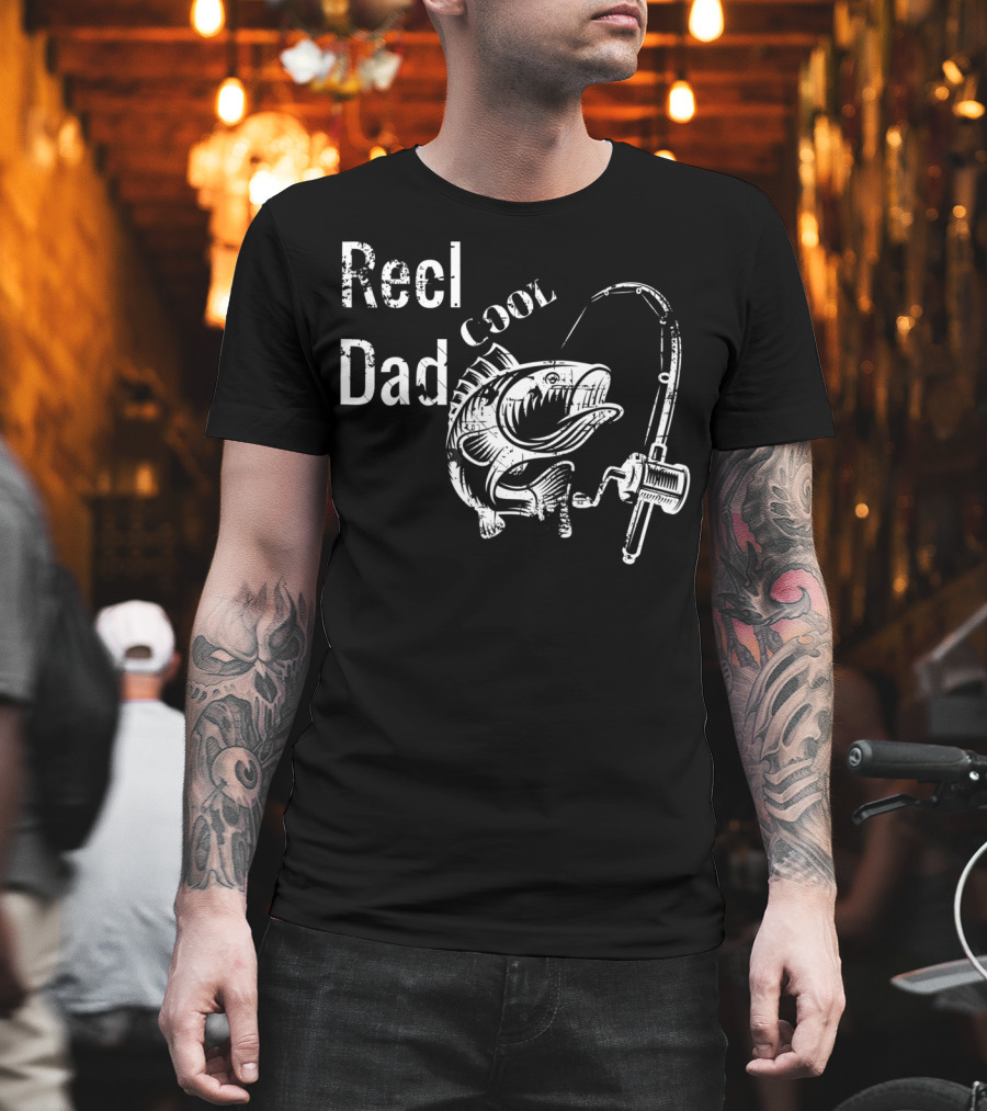 Reel Cool Dad Fishing Papa Tee28 T-Shirt