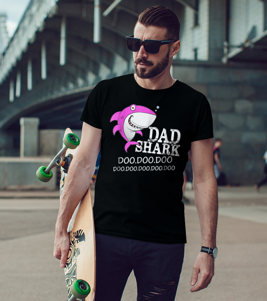 Dad Shark Doo Doo Doo Halloween Christmas Family Shark T-Shirt