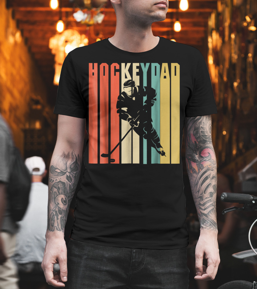 Classic Vintage Hockey Dad Player Silhouette Retro Stripes T-Shirt