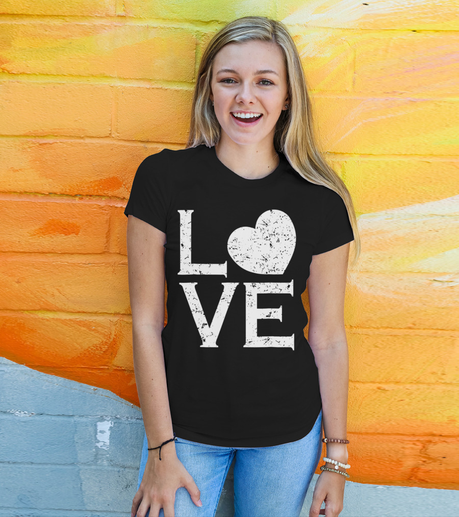 Love Heart Baseball Sports Vintage T-Shirt