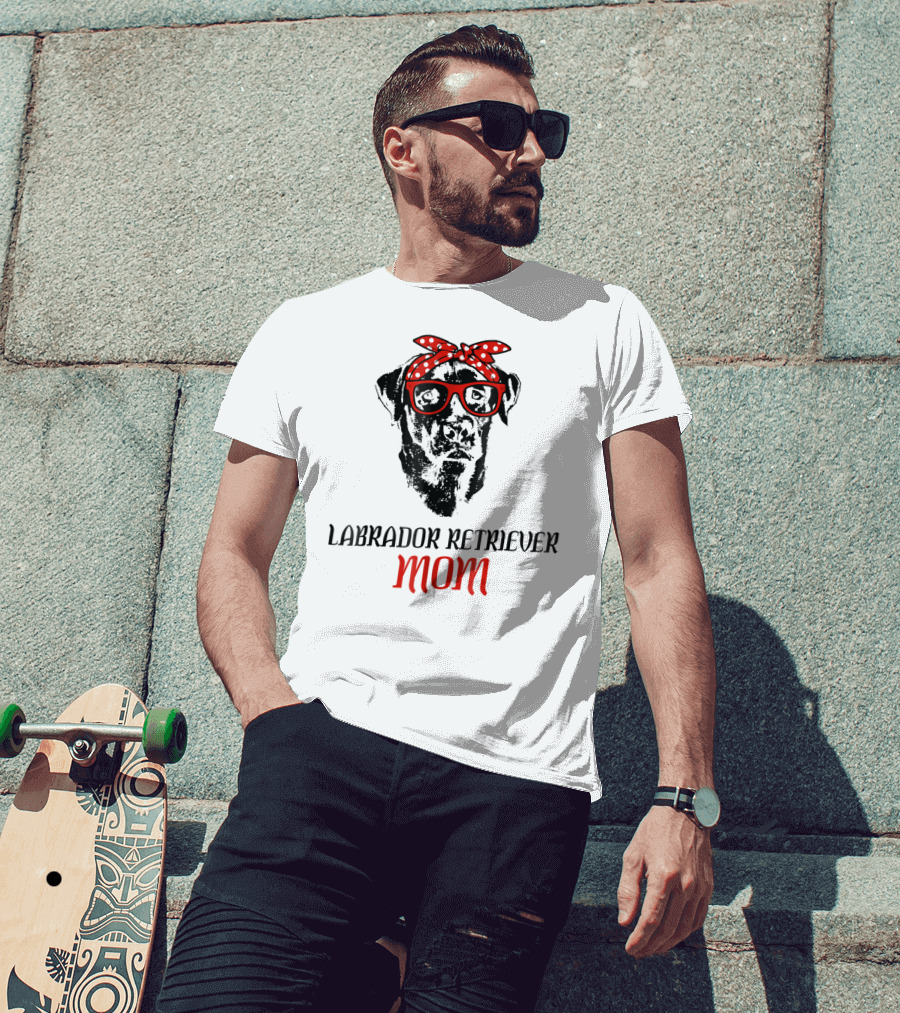 LABRADOR RETRIEVER MOM Dog Lover Retro Glasses Bandana T-Shirt
