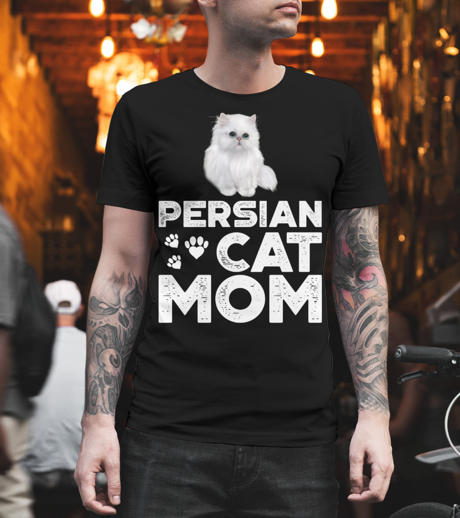 Persian Cat Mom with Paw and Heart Design for Female Cat Owners T-Shirt