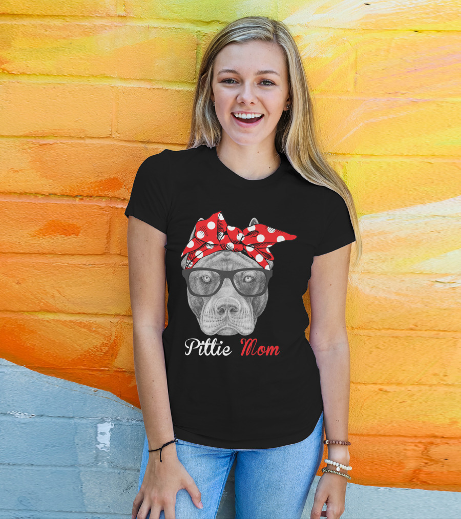 Pittie Mom Pitbull Dog Lovers Mothers Day T-Shirt