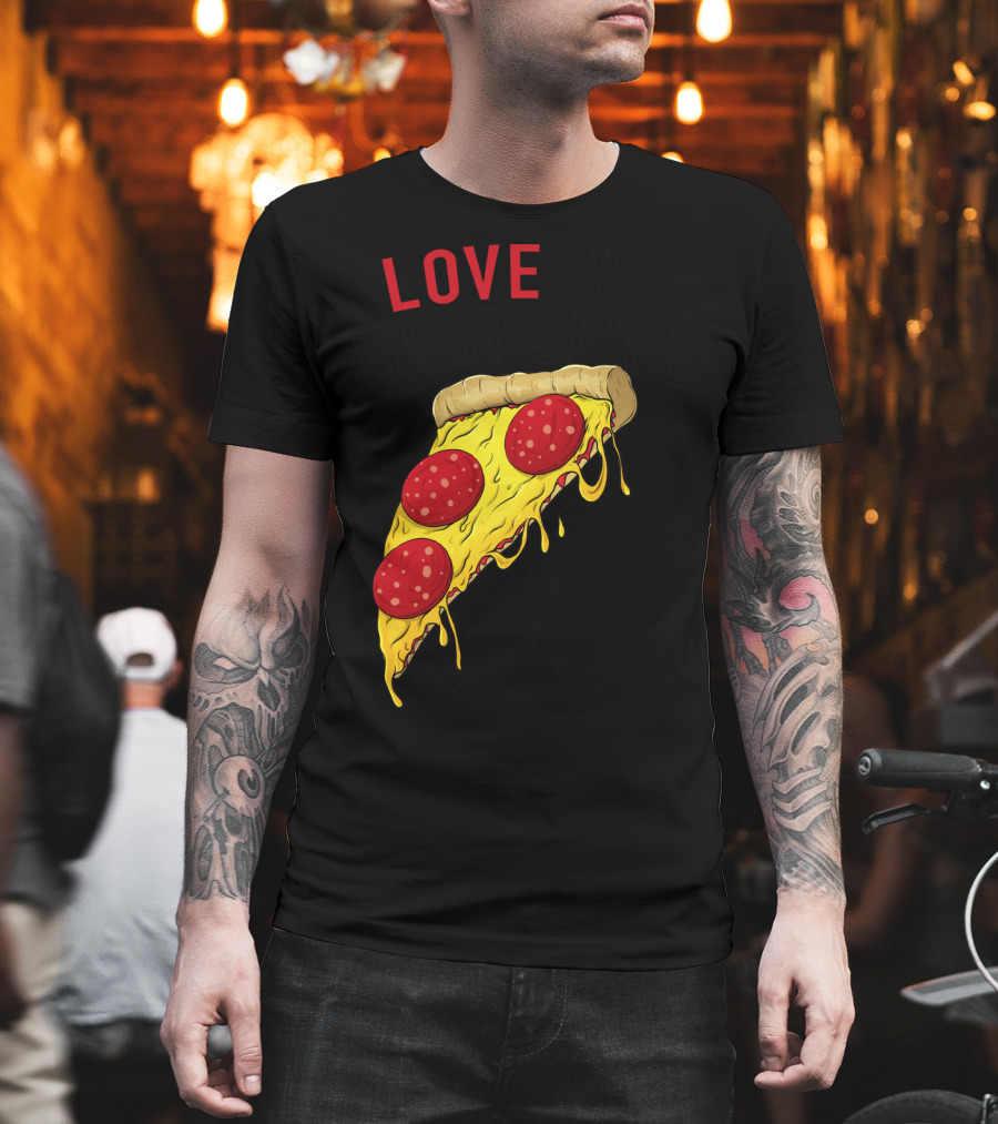 LOVE AT FIRST SLICE Pizza Men Girls Mom and Baby68 T-Shirt