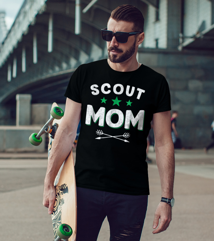 Scout Mom With Stars And Arrows Camping Scouting T-Shirt