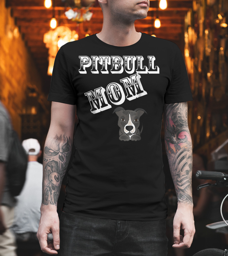 Pitbull Mom SmileteesPets Cute Pitbull T-Shirt