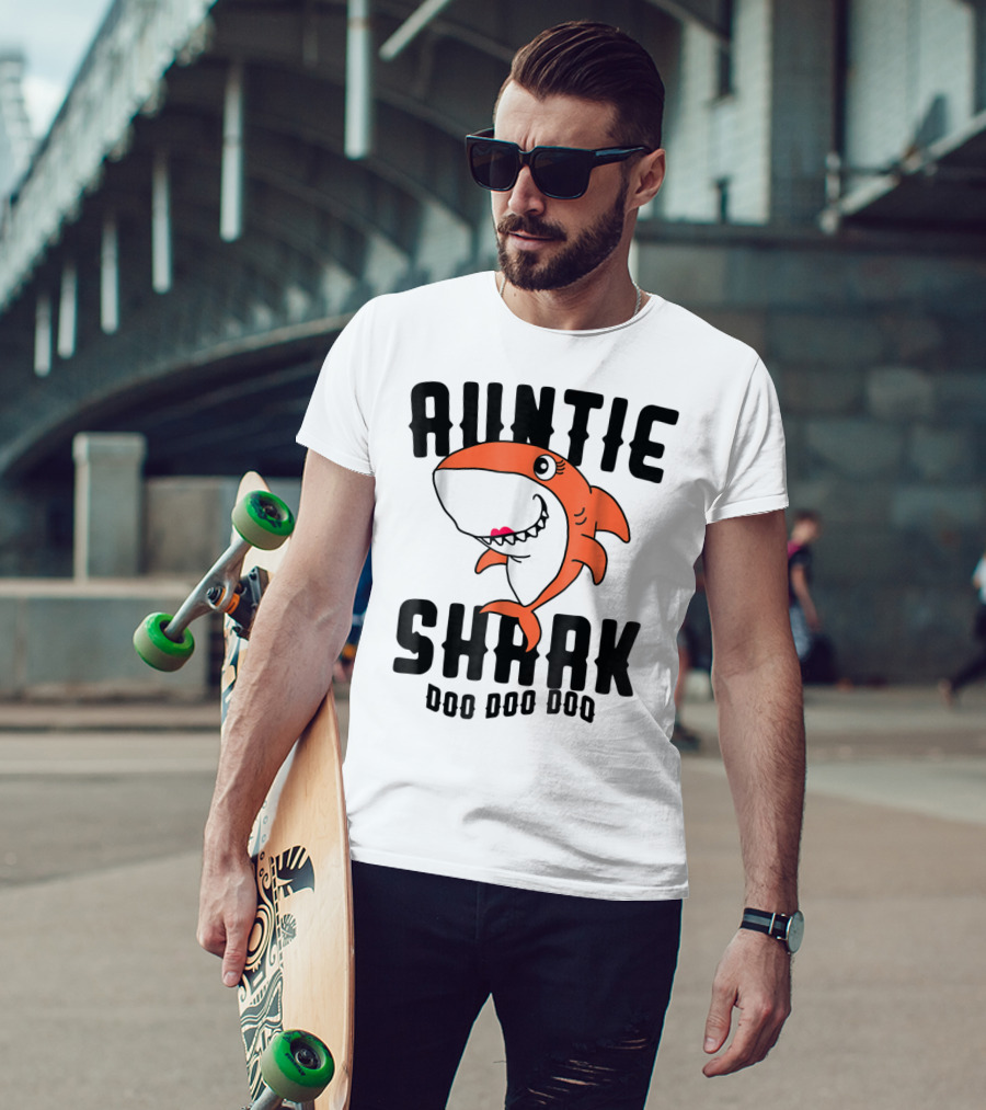Auntie Shark Doo Doo Doo Mom Grandma Halloween Christmas T-Shirt