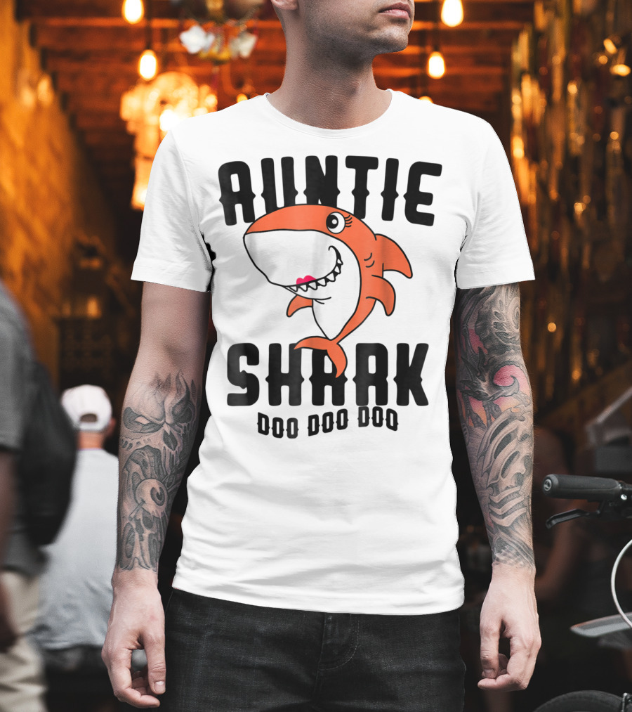 Auntie Shark Doo Doo Doo Mom Grandma Halloween Christmas T-Shirt