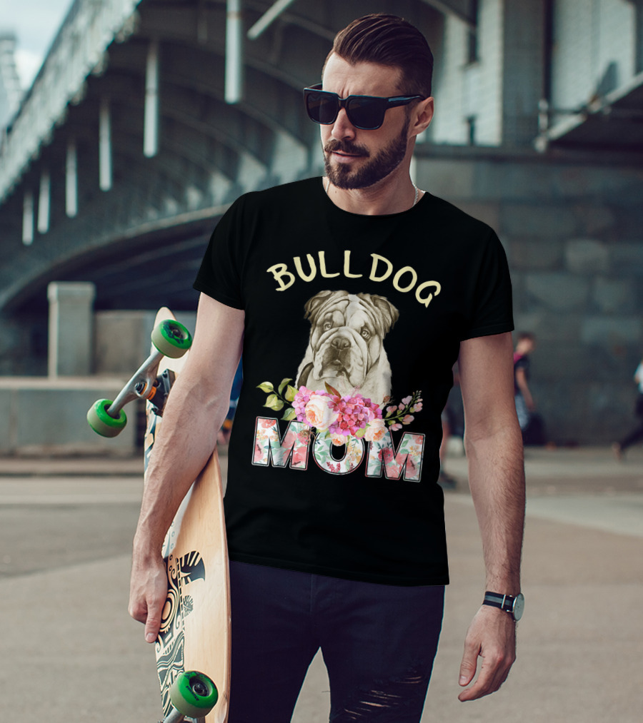 BULLDOG MOM Floral Bulldog T-Shirt