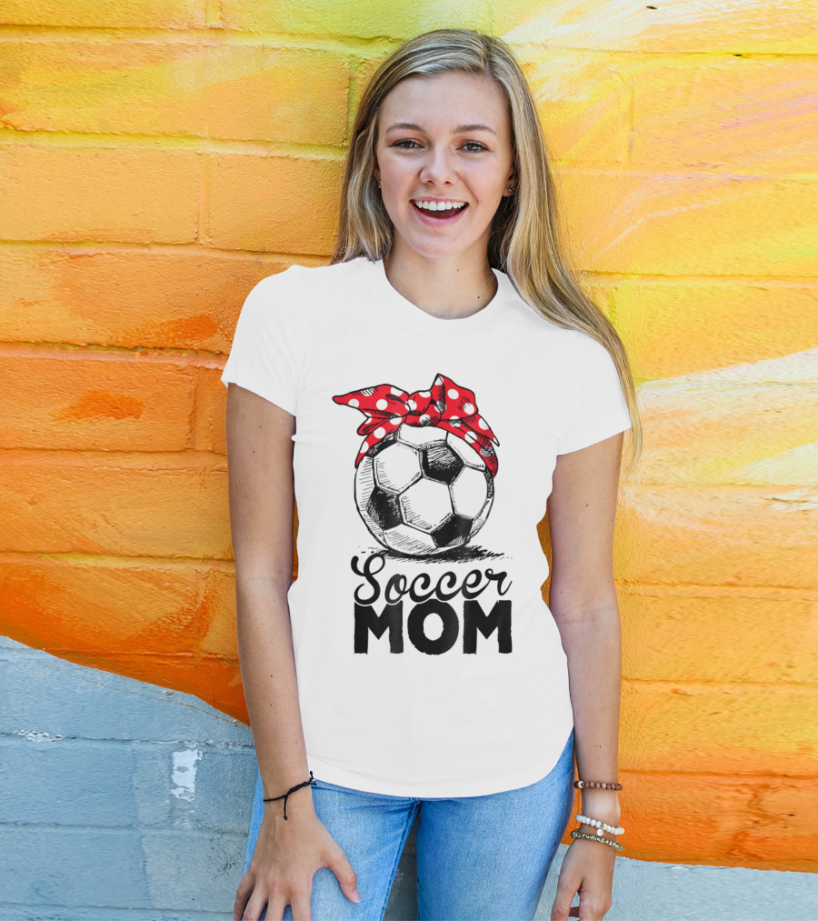 Funny Soccer Mom Polka Dot Bandana Vintage Soccer Fan Player17 T-Shirt