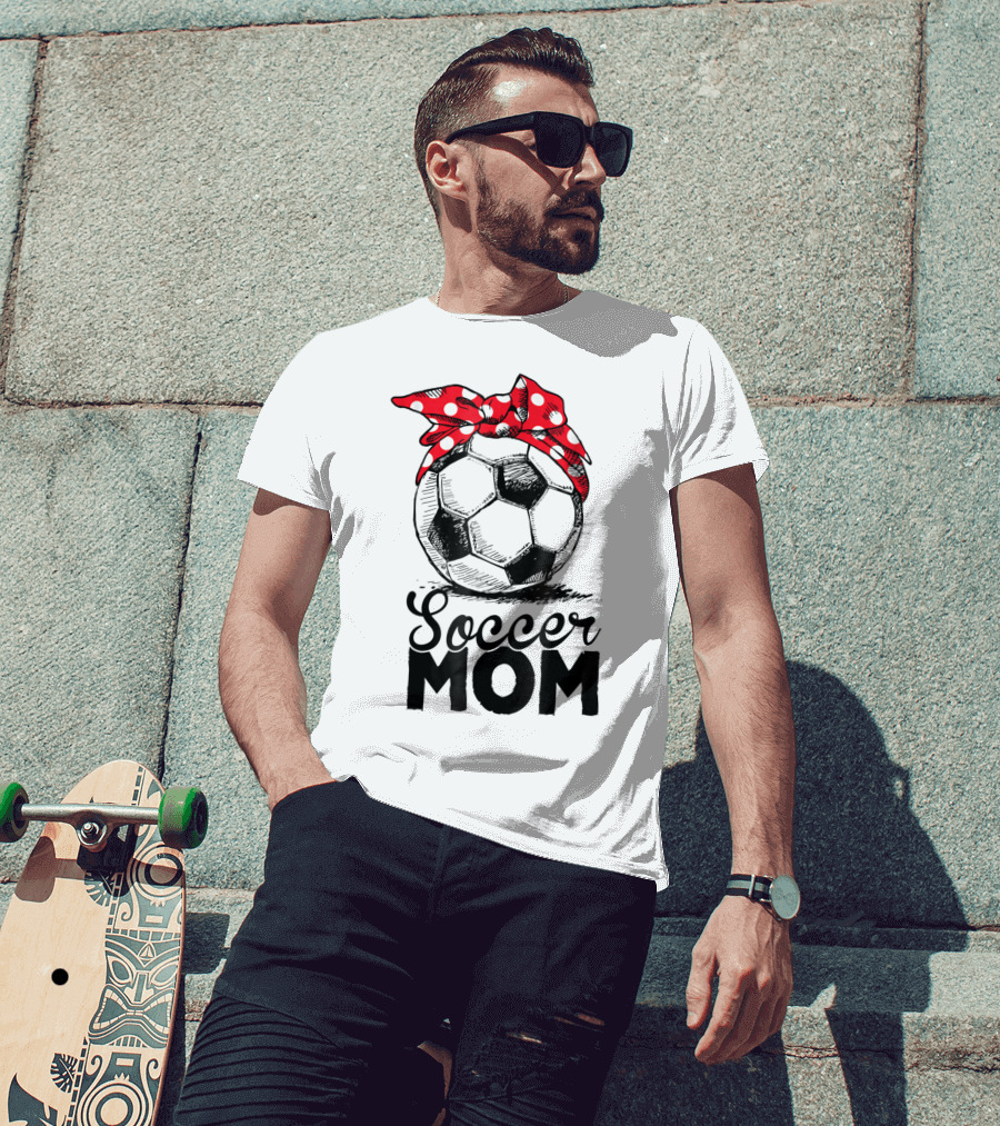 Funny Soccer Mom Polka Dot Bandana Vintage Soccer Fan Player17 T-Shirt