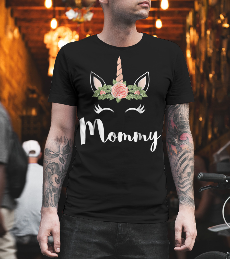Mommy Cute Unicorn Face Mommy Flower Crown T-Shirt