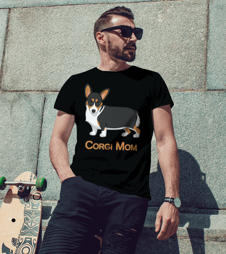 Corgi Mom Black Tricolor Cute Pembroke Corgi T-Shirt