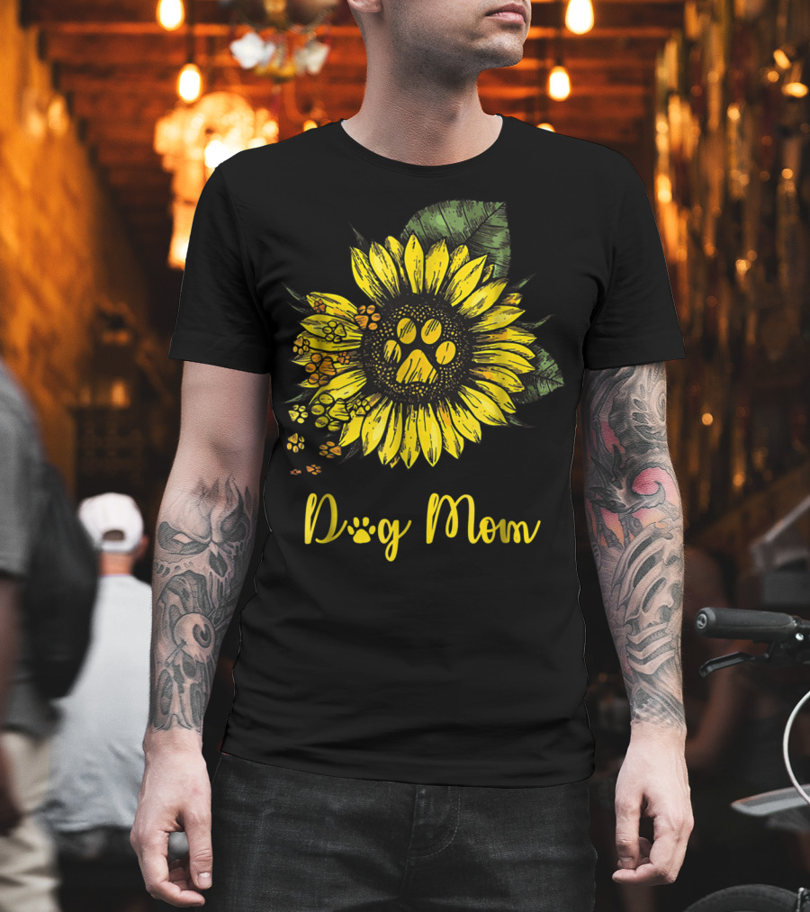 Dog Mom Paw Print Sunflower Blossom T-Shirt