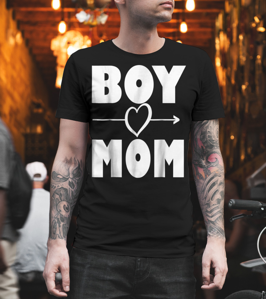 BOY MOM Heart With Arrow T-Shirt