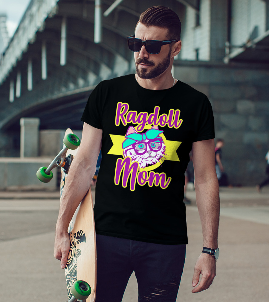 Ragdoll Mom Cats Lovers Women Her Christmas T-Shirt