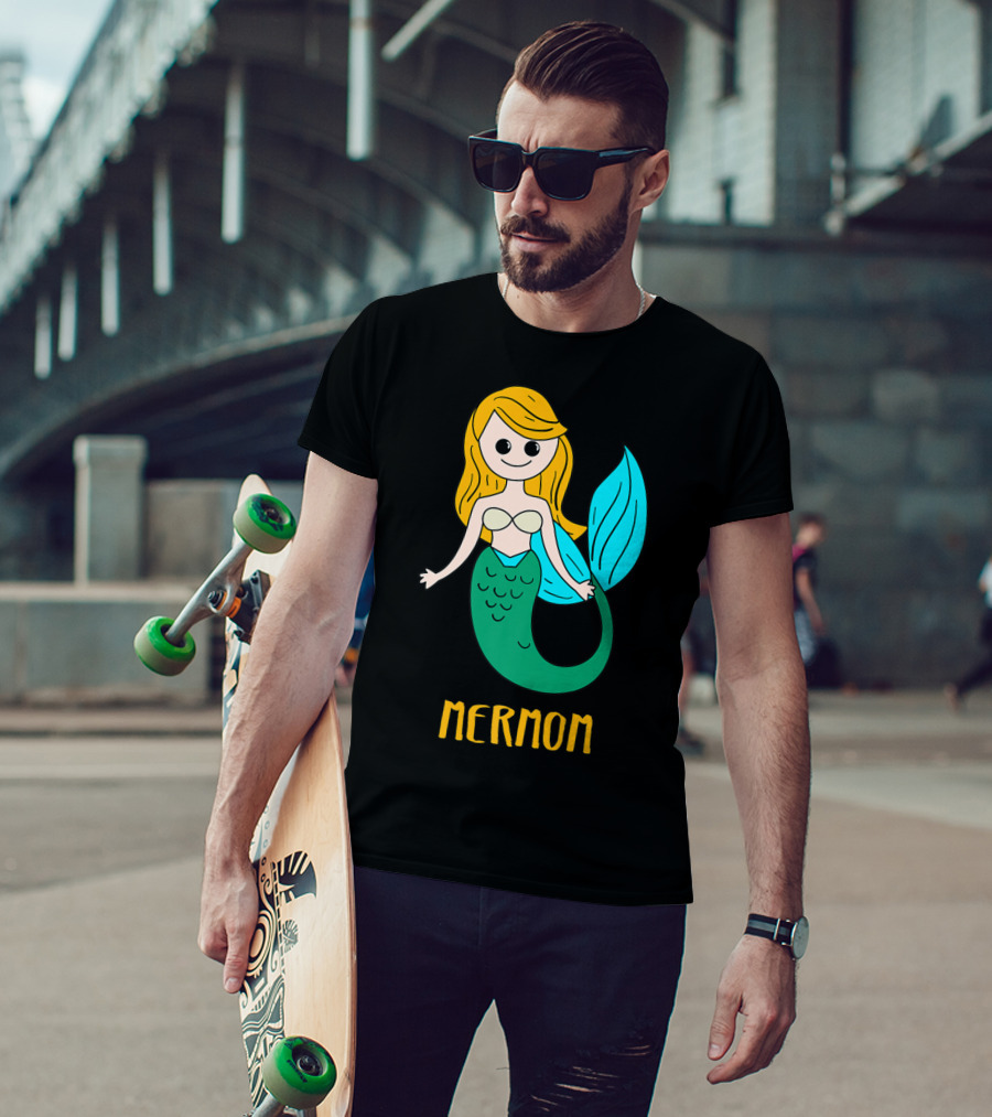 Cute Mermom For Stylish Women And Mothers T-Shirt