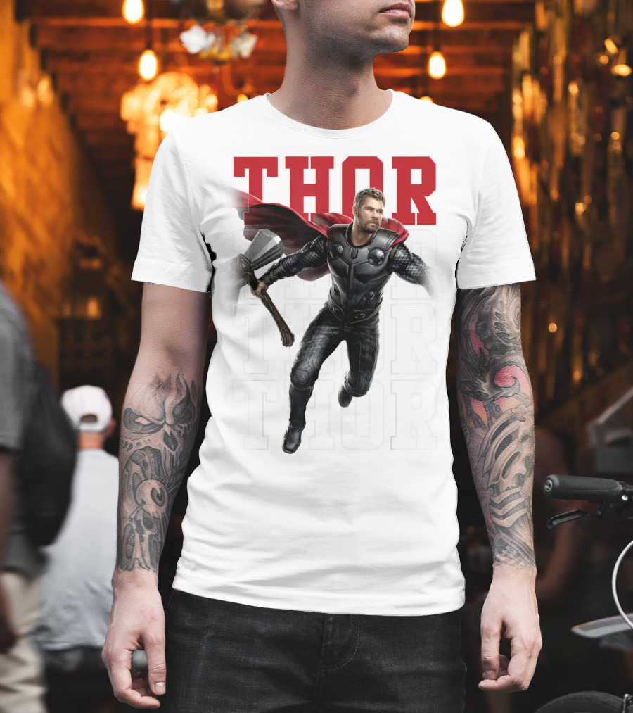 Marvel Avengers Endgame Thor Text Overlay Pose T-Shirt