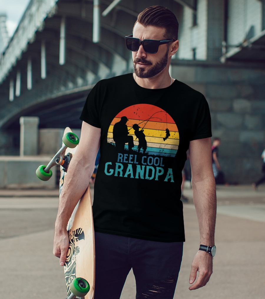 Reel Cool Grandpa Fishing Father's Day Grandfather Retro Sunset T-Shirt