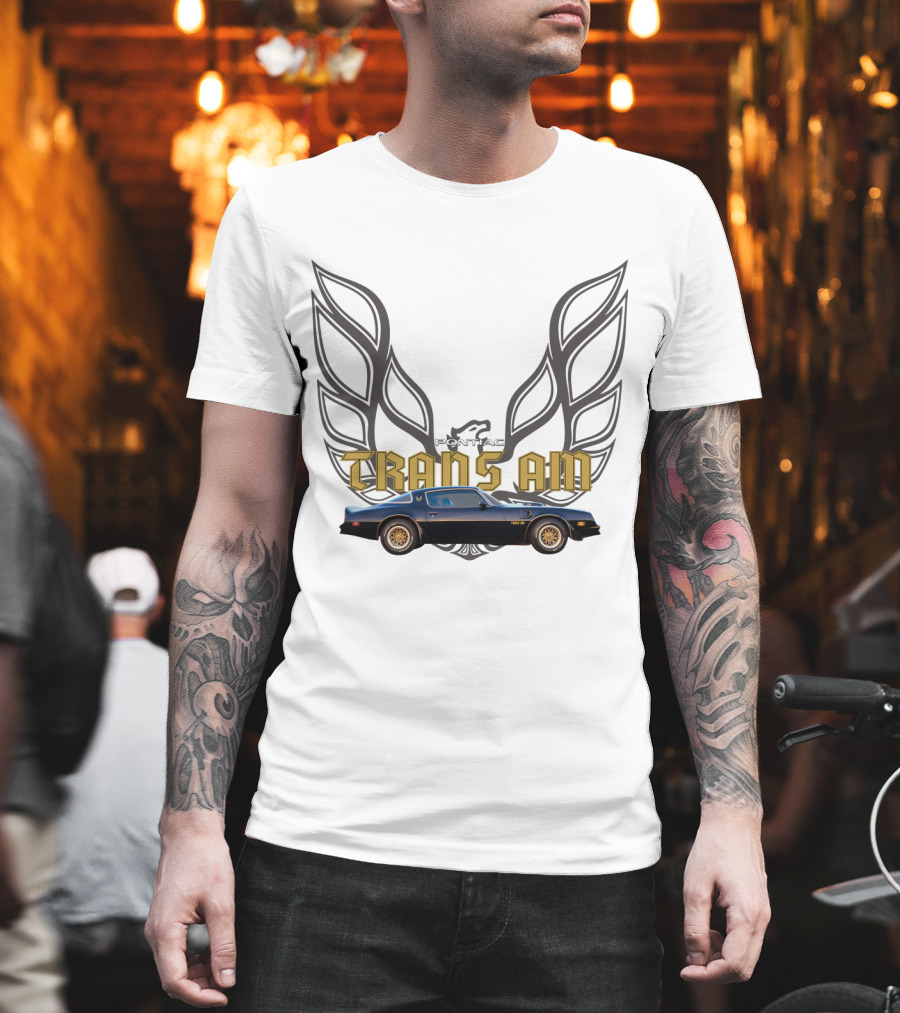 Pontiac Trans Am Smokey And The Bandit Car With Iconic Firebird Wings T-Shirt