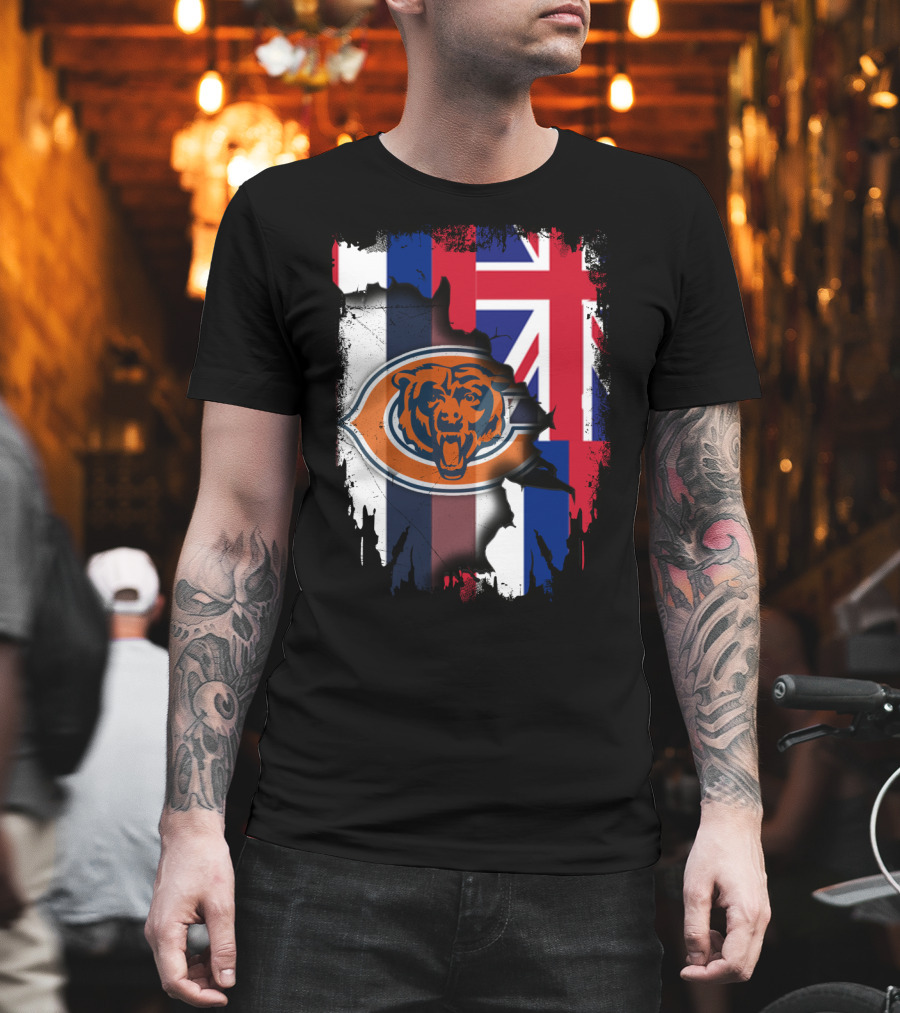Chicago Bears Logo With Hawaiian Flag Background T-Shirt