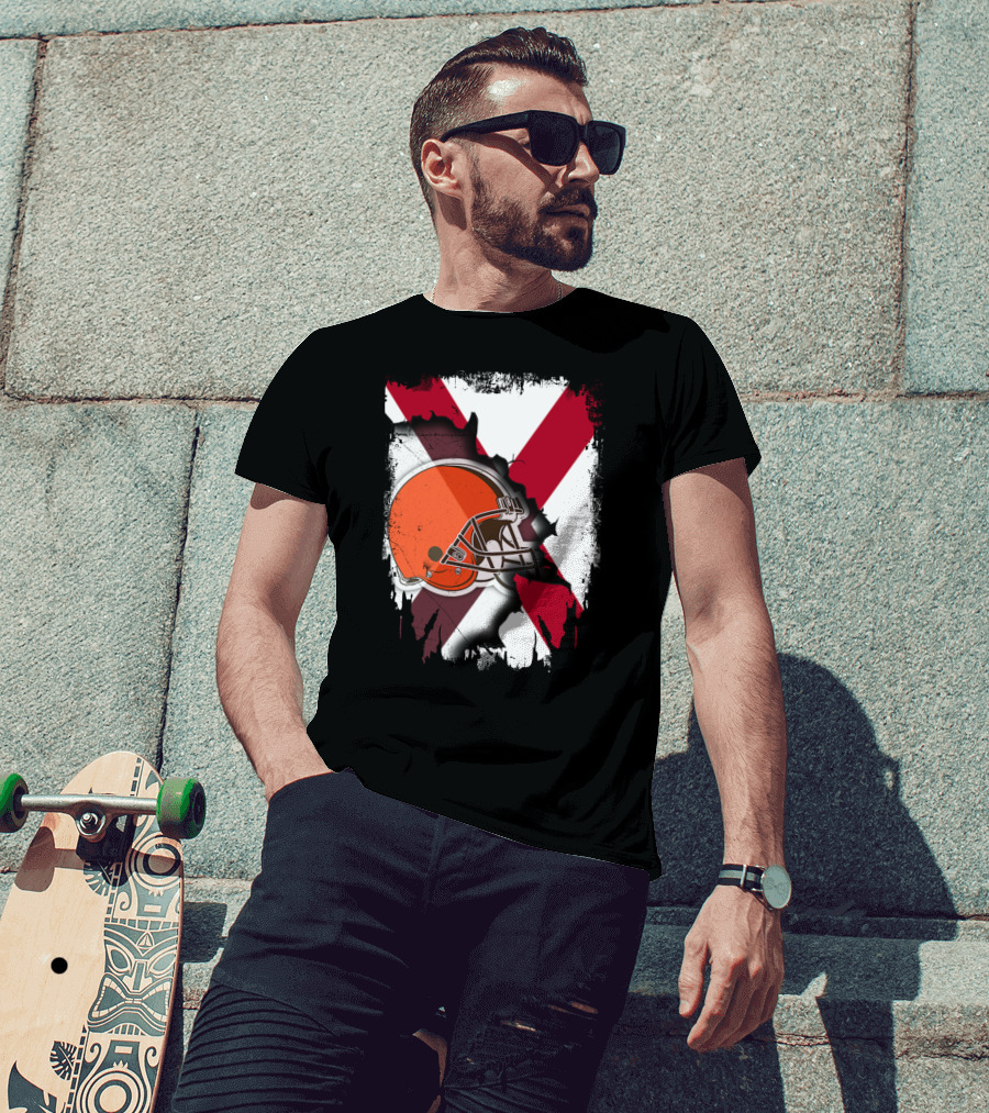 Alabama Browns Helmet Crossover On Distressed Crimson And White Background T-Shirt