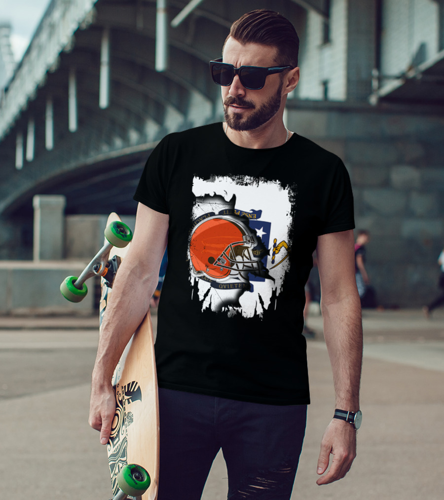 Massachusetts Unites With Cleveland Browns Helmet And State Flag T-Shirt