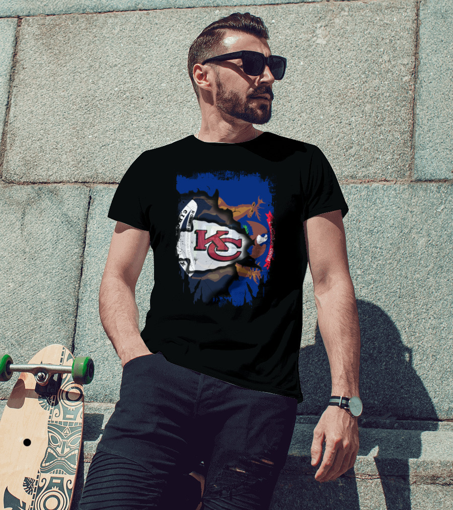 Michigan Flag And Kansas City Chiefs Logo Fusion T-Shirt