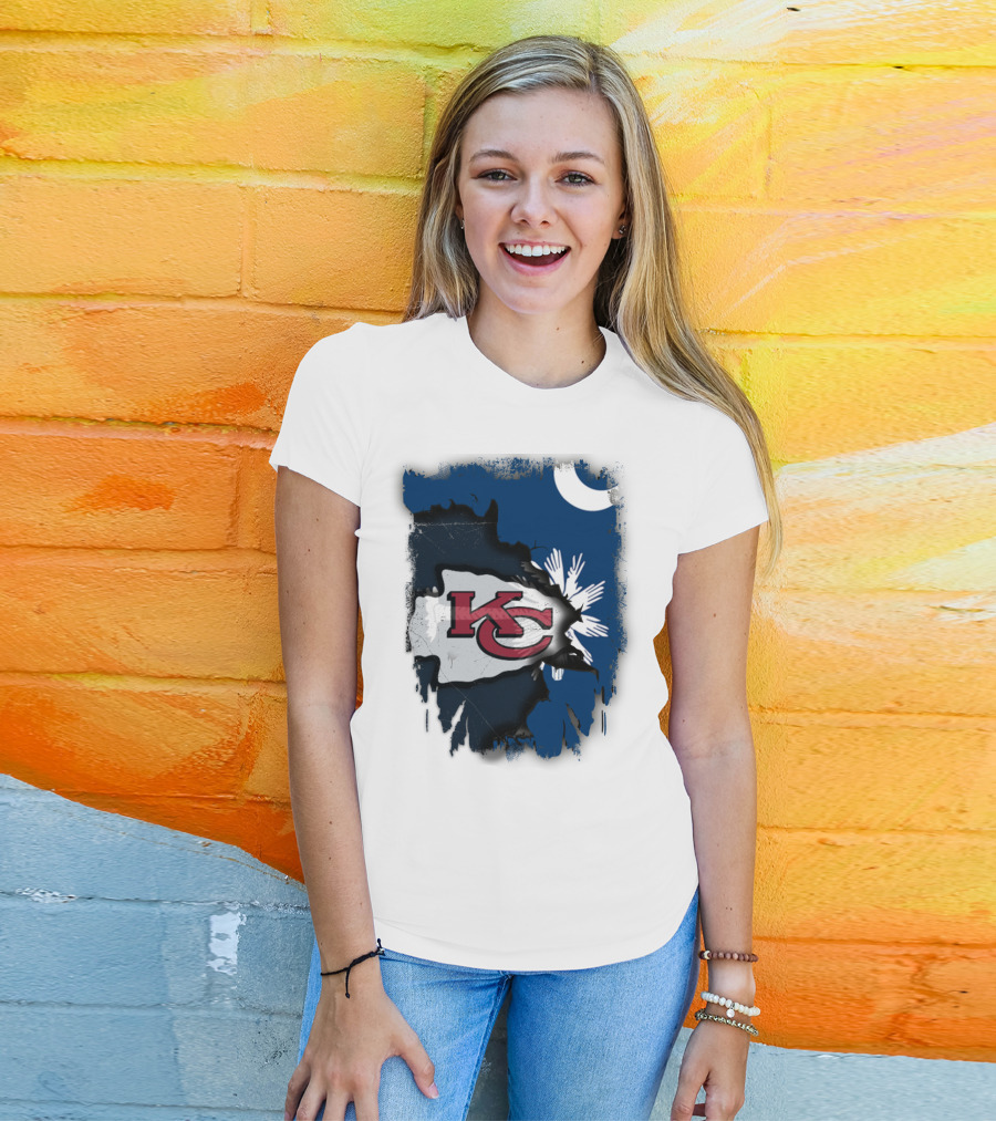 KC Chiefs Meet South Carolina Flag United T-Shirt